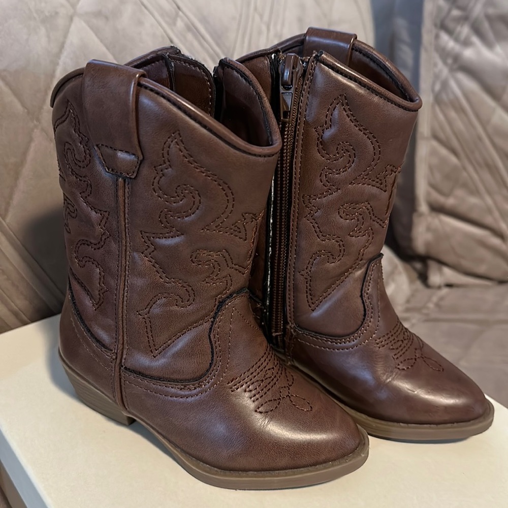 Tucker and Tate cowboy boots for girls